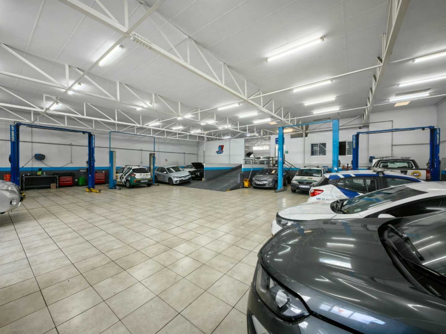 To Let commercial Property for Rent in Wynberg Western Cape